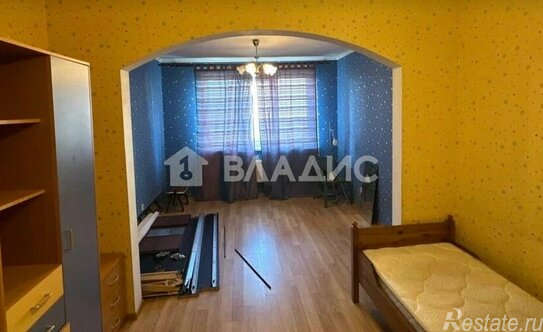 Продажа 2-комн квартиры на вторичном рынке Жерновская 2-я ул