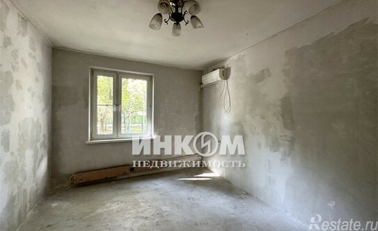 Продажа 2-комн квартиры на вторичном рынке Шенкурский проезд,  д. 4