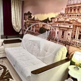 Продажа 2-комн квартиры на вторичном рынке Ореховый б-р,  д. 55