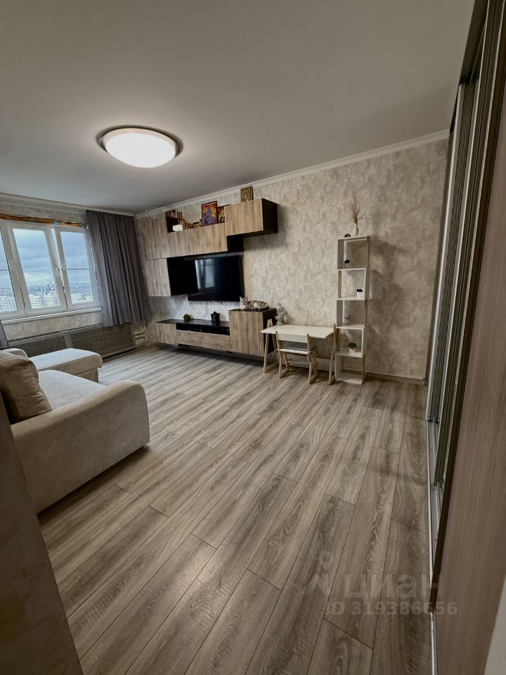 Продажа 1-комн квартиры на вторичном рынке Новокосинская улица, 28