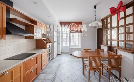 Продажа 4-комн квартиры на вторичном рынке улица Академика Зелинского,  д. 6