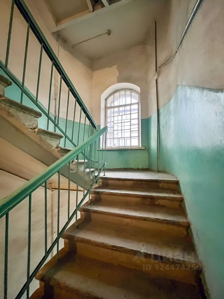 Продажа 2-комн квартиры на вторичном рынке пос. Парусинка, Ивангород, улица Текстильщиков, 4