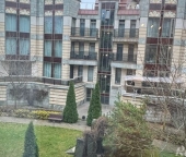 Продать Квартиры вторичка Озерная Б. ул  88 