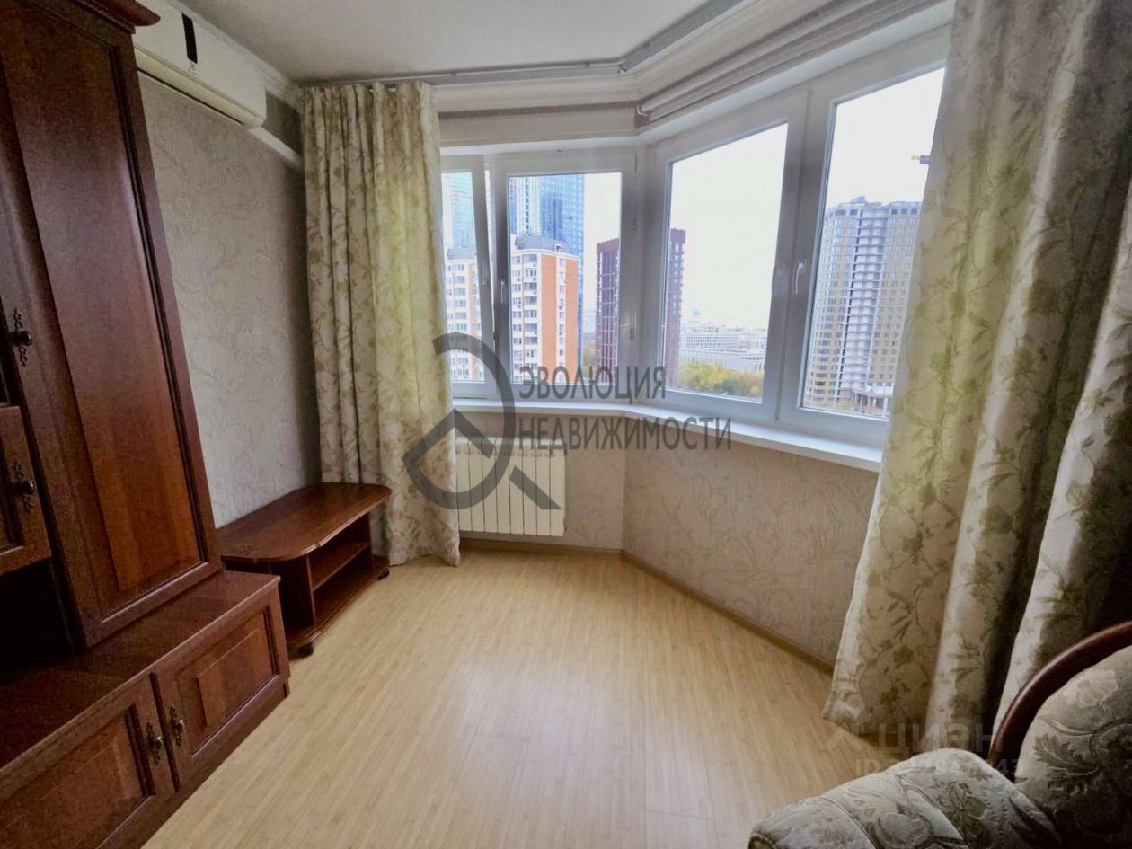 Аренда 1-комн квартиры на вторичном рынке Большая Очаковская улица, 3