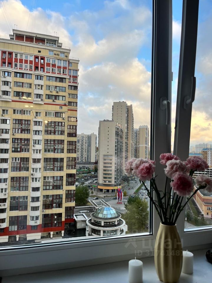 Продажа 1-комн квартиры на вторичном рынке Красногорск, бульвар Подмосковный, 14