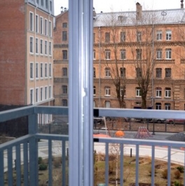 Продажа 1-комн квартиры на вторичном рынке ул Миргородская,  д. 20