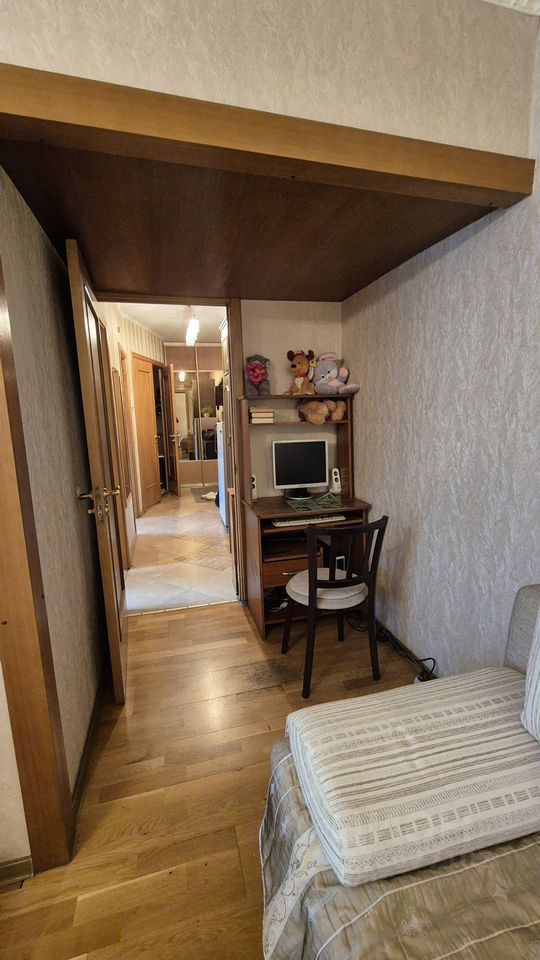 Продажа 2-комн квартиры на вторичном рынке улица Белы Куна, 23