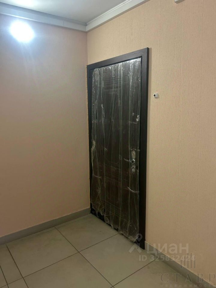 Продажа 3-комн квартиры на вторичном рынке пос. Шушары, Пулковское тер., улица Переведенская, 4к1
