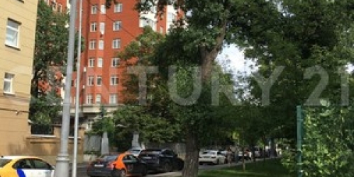 3-комн квартира 1-й Спасоналивковский пер,  д. 19