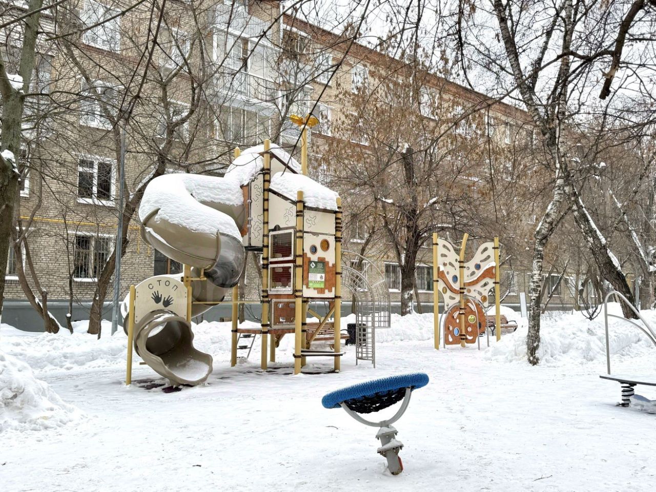 Продажа 3-комн квартиры на вторичном рынке Хомутовский тупик, 4к2