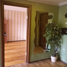 Продажа 3-комн квартиры на вторичном рынке Волочаевская улица,  д. 4