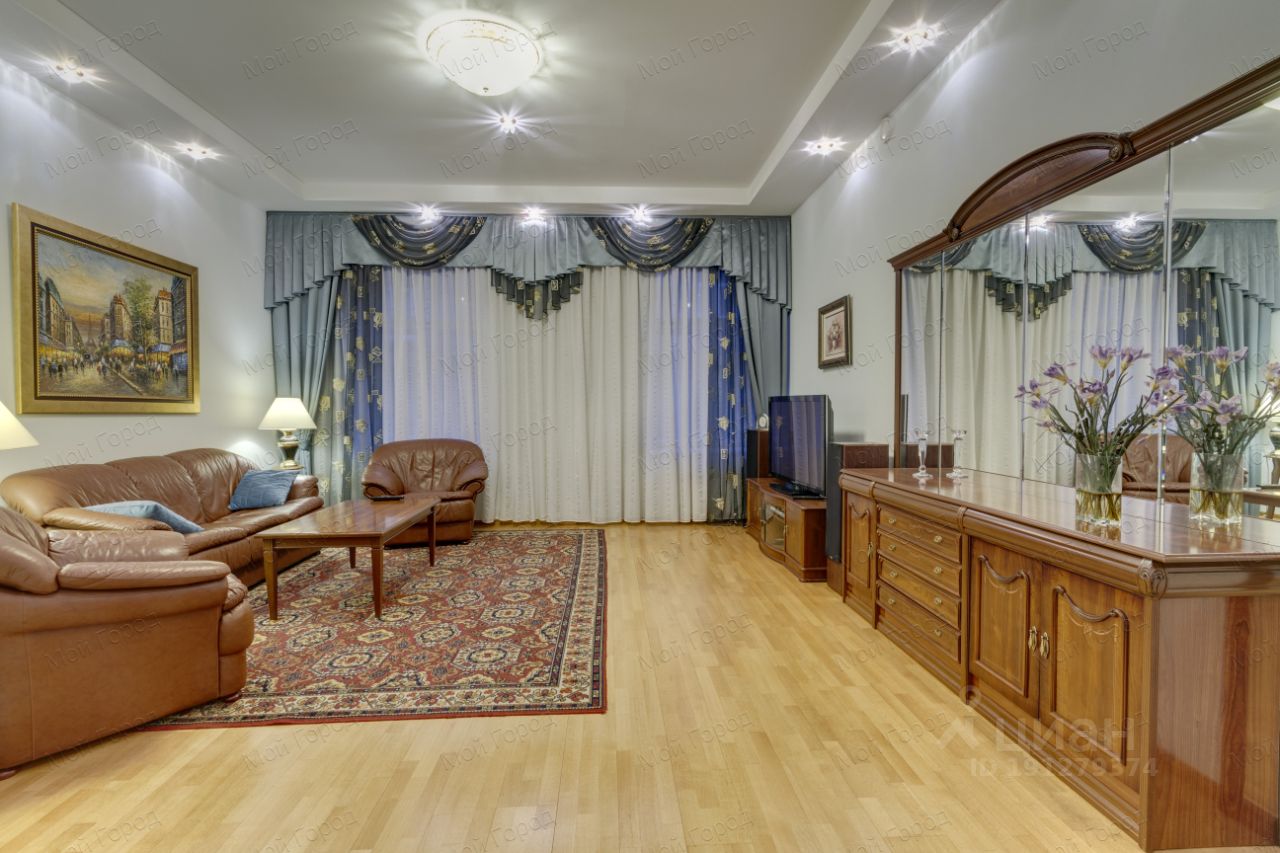 Аренда 3-комн квартиры на вторичном рынке улица Рубинштейна, 15-17