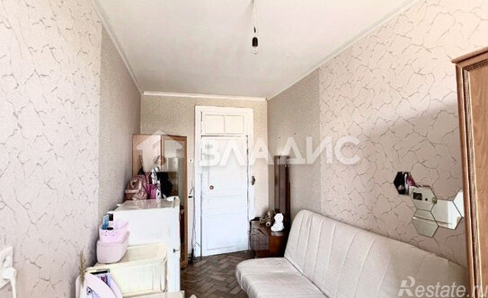 Продажа 4-комн квартиры на вторичном рынке Малый ПС пр-кт,  д. 1Б