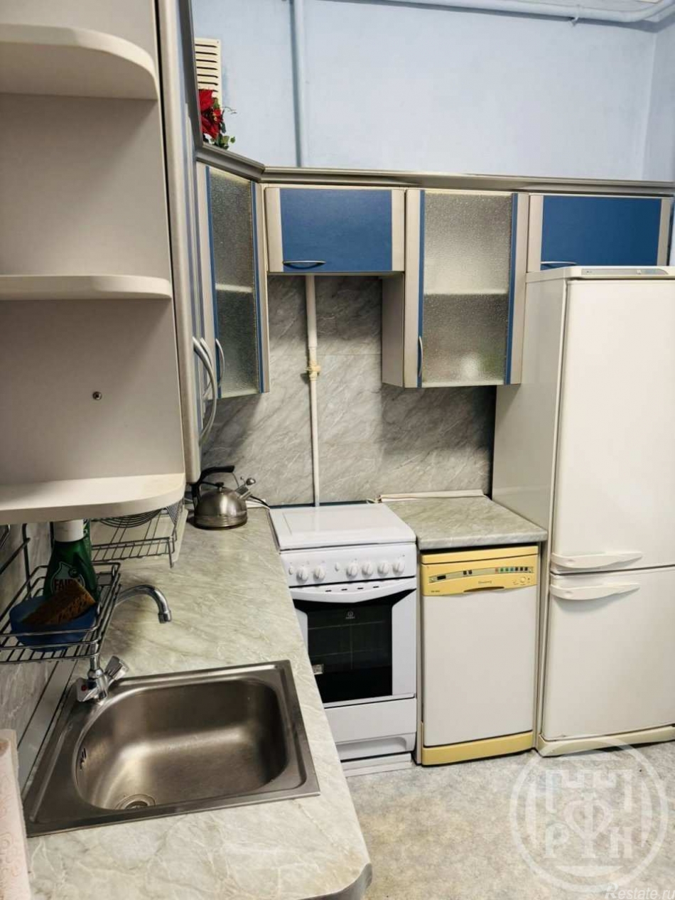 Продажа 3-комн квартиры на вторичном рынке Энгельса пр.,  д. 40