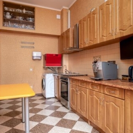 Продажа 2-комн квартиры на вторичном рынке линия 2-я В.О.,  д. 51