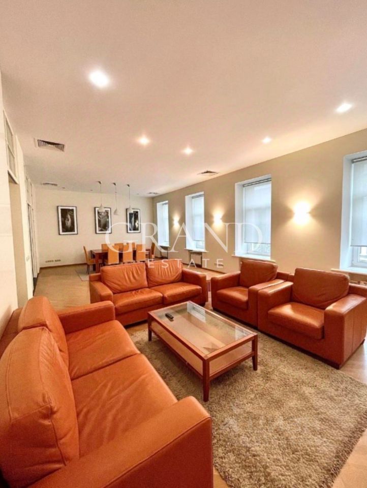 Продажа 3-комн квартиры на вторичном рынке Тверская улица, 12С8