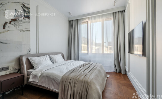 Продажа 1-комн квартиры на вторичном рынке Петровский пр-кт,  д. 11,  к. 1 стр 1