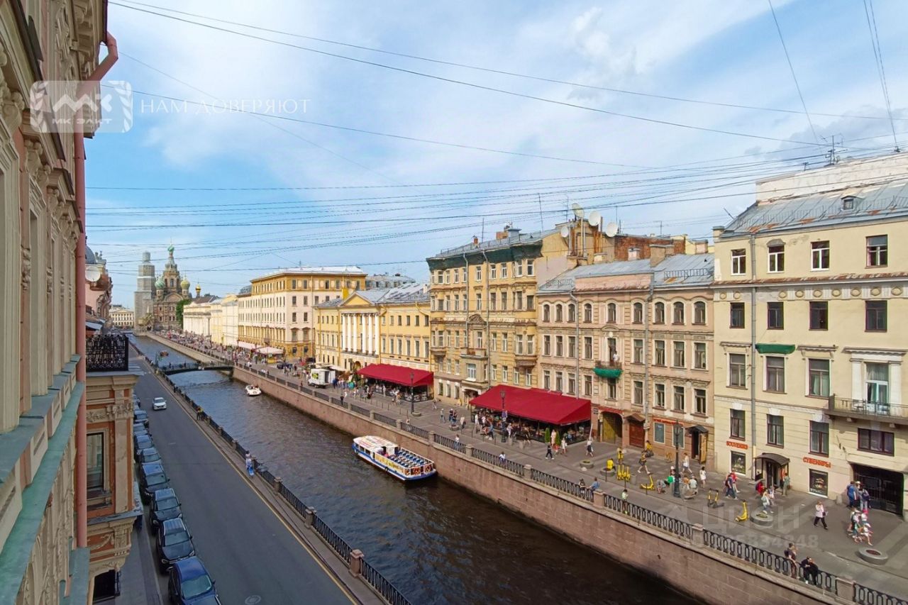 Продажа 4-комн квартиры на вторичном рынке набережная Канала Грибоедова, 19