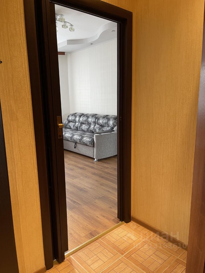 Аренда 1-комн квартиры на вторичном рынке пос. Совхоза имени Ленина, 19