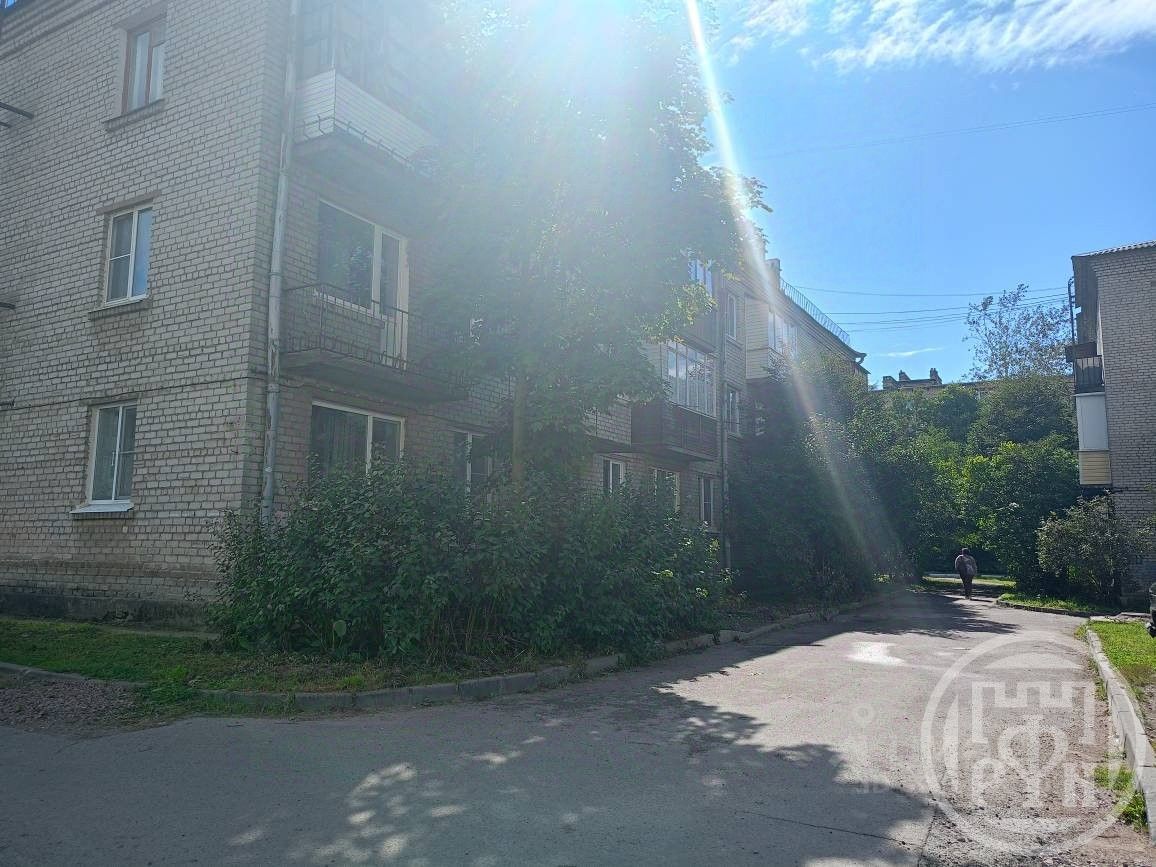 Продажа 2-комн квартиры на вторичном рынке Отрадное, Новая улица, 7