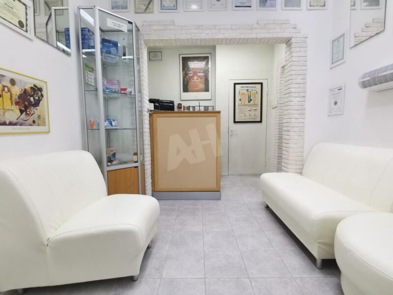 Продажа отдельного здания Павла Андреева ул