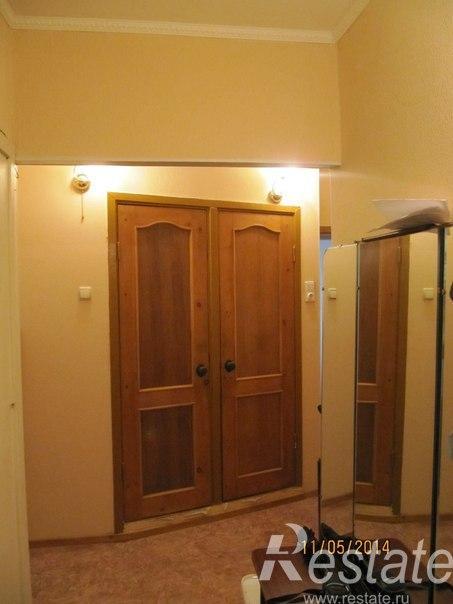 Продажа 2-комн квартиры на вторичном рынке угол между Загребский б-р и Каштановая М. аллея,  д. 7,  к. 1