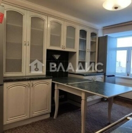 Продажа 7-комн квартиры на вторичном рынке Варшавская ул,  д. 63 к1