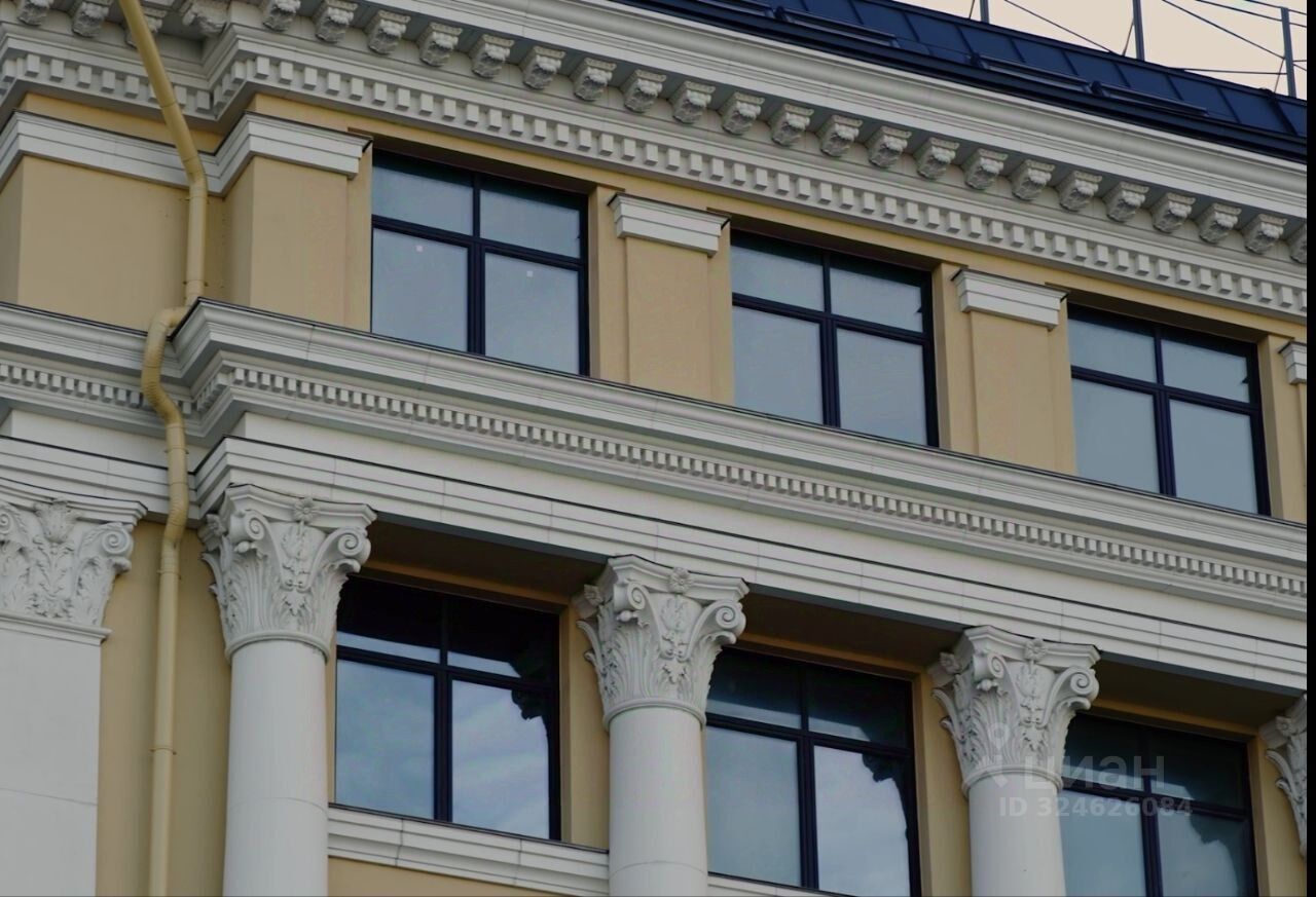 Продажа 3-комн квартиры на вторичном рынке набережная Воскресенская, 32
