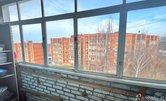 Продажа 2-комн квартиры на вторичном рынке Кашира, ул Центральная,  д. 21