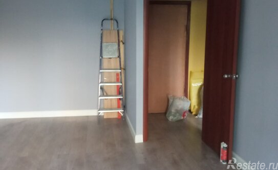 Продажа 1-комн квартиры на вторичном рынке Ангарская улица,  д. 37/18