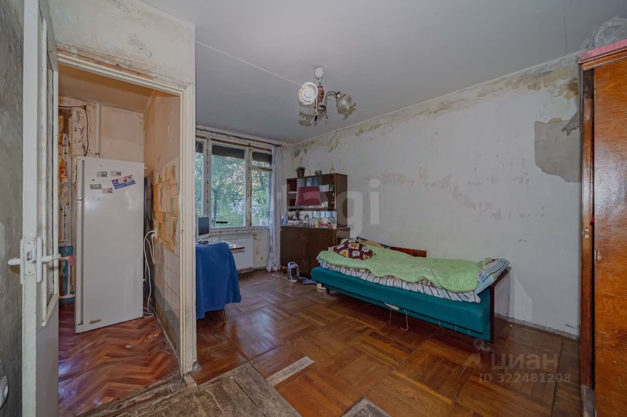 Продажа 3-комн квартиры на вторичном рынке Дачный проспект, 24