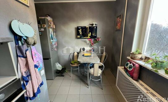 Продажа 1-комн квартиры на вторичном рынке бульвар Матроса Железняка,  д. 30 к2