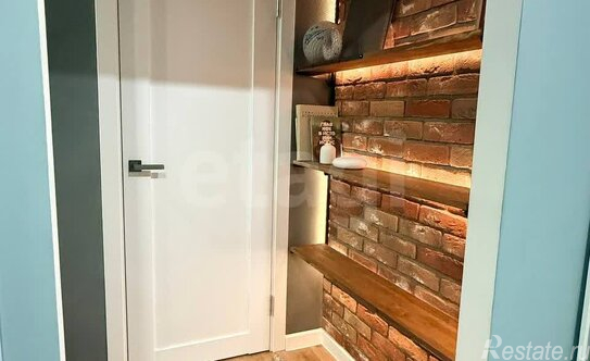 Продажа 1-комн квартиры на вторичном рынке Кудрово г, Ленинградская ул,  д. 7