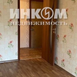 Продажа 2-комн квартиры на вторичном рынке улица Академика Волгина,  д. 13