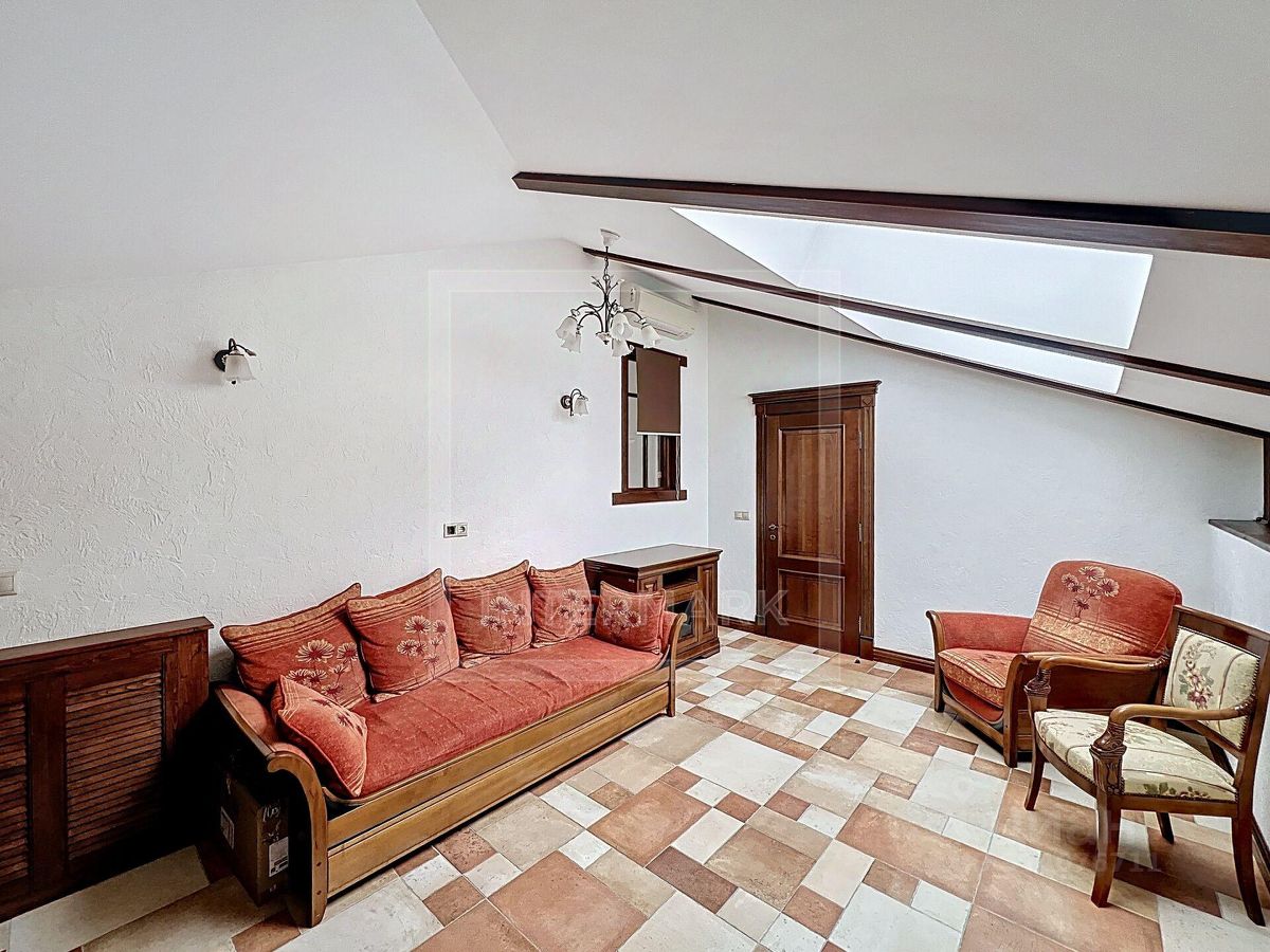 Аренда 5-комн квартиры на вторичном рынке Цветной бульвар, 28С1