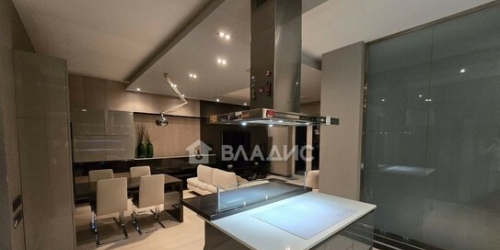 2-комн квартира Машиностроения 1-я ул,  д. 10
