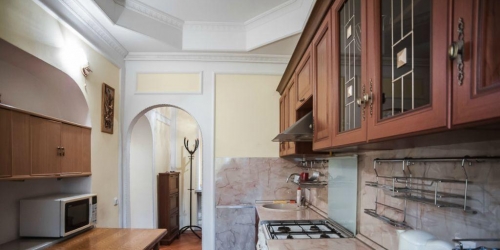 3-комн квартира Колокольная ул ,  д. 1