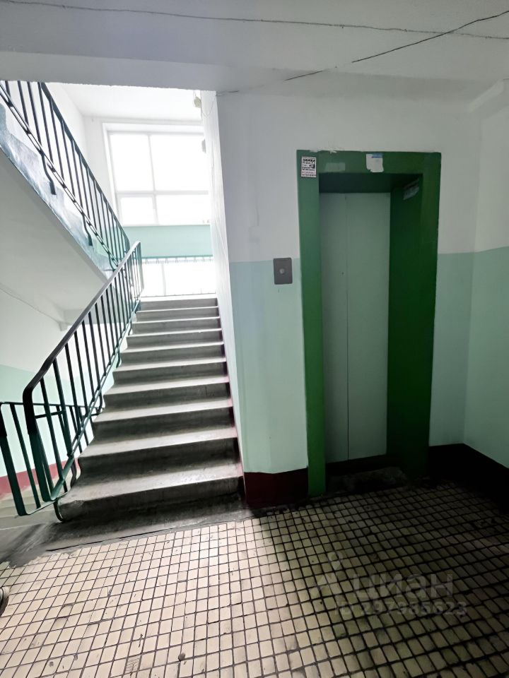 Продажа 2-комн квартиры на вторичном рынке Жуковский, Московская площадь, 5