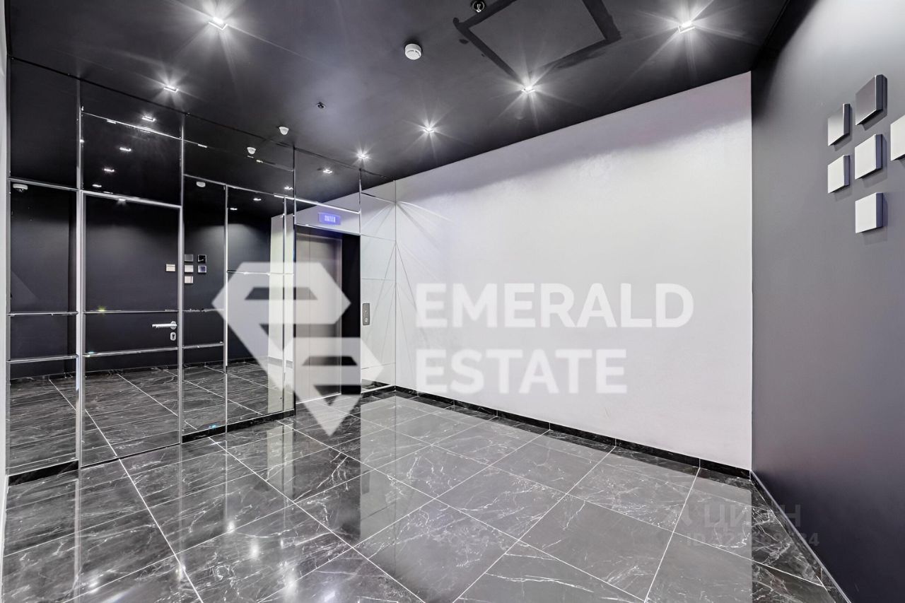 Продажа 4-комн квартиры на вторичном рынке улица 3-я Ямского Поля, 9