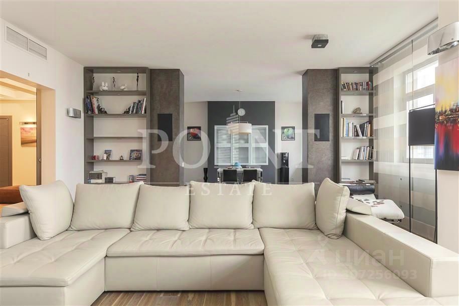Продажа 3-комн квартиры на вторичном рынке улица Гризодубовой, 4К4