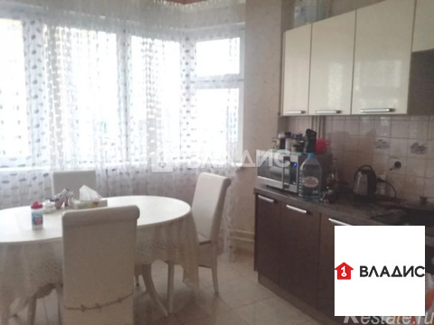 Продажа 2-комн квартиры на вторичном рынке Лобня, Лобненский бульвар,  д. 3