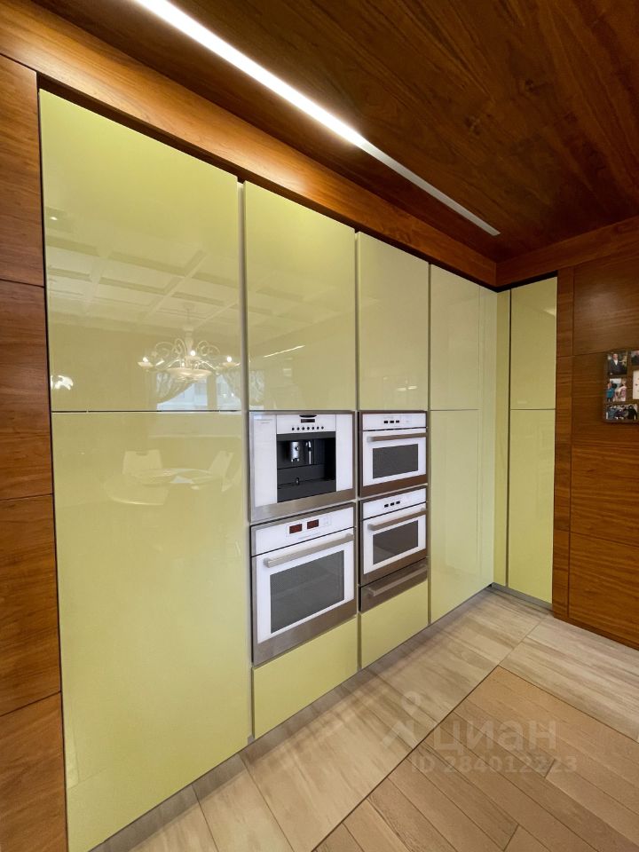 Аренда 4-комн квартиры на вторичном рынке Выборгское шоссе, 17к3