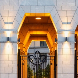 Продажа 2-комн квартиры на вторичном рынке Профессора Попова ул,  д. 30Б