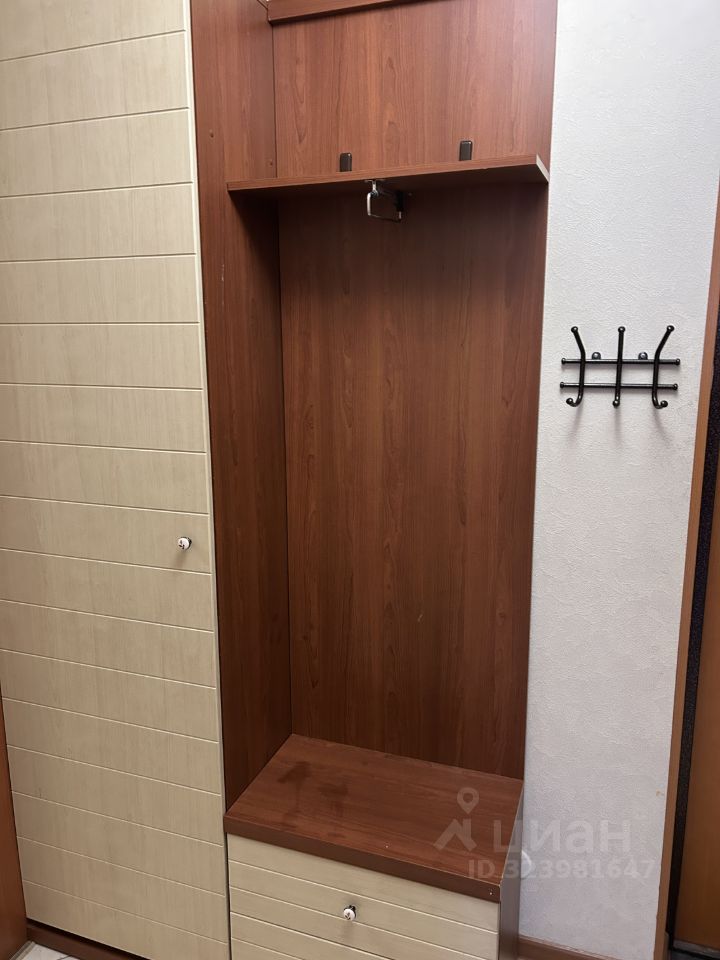 Аренда 1-комн квартиры на вторичном рынке Симферопольский бульвар, 24к4