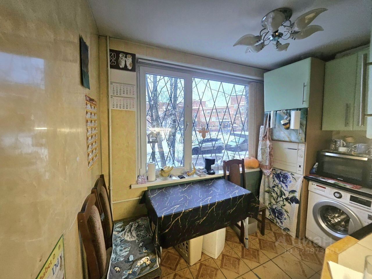 Продажа 3-комн квартиры на вторичном рынке улица Черкасова, 3
