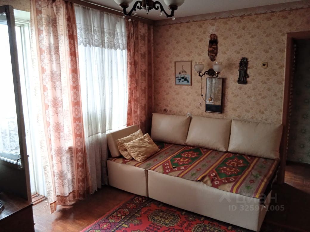 Продажа 2-комн квартиры на вторичном рынке Малаховка пгт, улица Калинина, 29/5