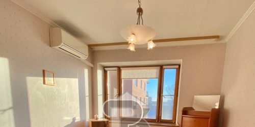 3-комн квартира Ладожская улица, дом 8