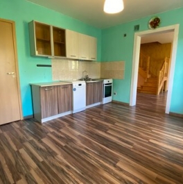 Продажа 2-комн квартиры на вторичном рынке Пионерская ул,  д. 2