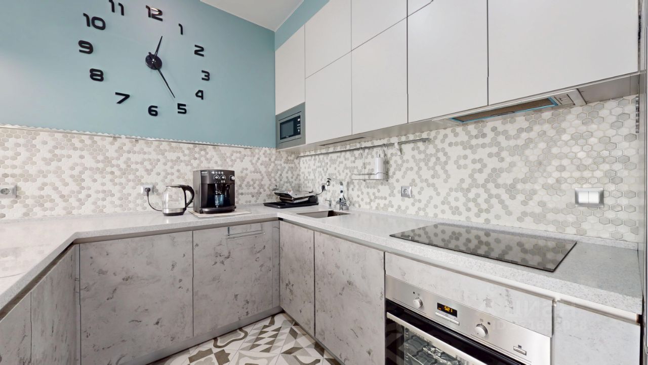 Продажа 2-комн квартиры на вторичном рынке улица Черняховского, 19