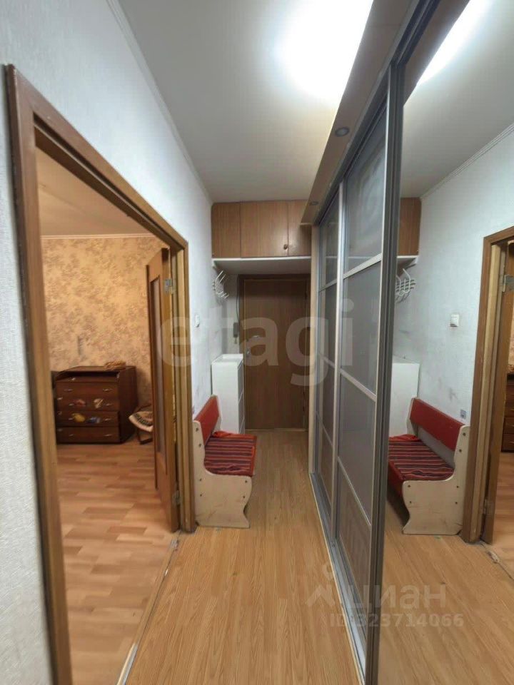 Продажа 2-комн квартиры на вторичном рынке улица Исаковского, 2К2